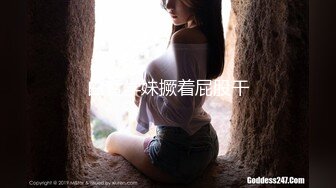 《极品反差骚女》白皙长腿大奶子喜欢养猫的推特女神【性爱者PD】最新解锁，除了干就是干瘦弱的弯屌男快被榨干了v (9)