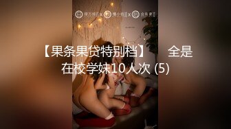 地铁上又一个离罩的美女,现场鉴定粉色的奶头