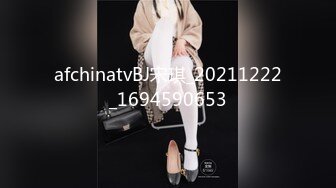 《绝版重磅经典收藏》CP界天花板女厕隔板缝洞中特写偸拍超多小姐姐美少妇方便亮点多靓妹先吐后尿高跟女尿尿还把B掰开 (5)