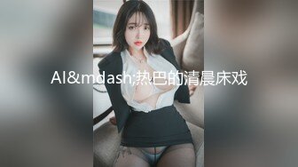 看到那丰满的咪咪、湿润的小穴，我胯下的肉棒禁不住勃起。女儿的朋友全都是巨乳美少女，身着制服更是无比迷人，胯下的肉棒早已按捺不住勃起！2