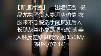 01年护校妹妹做到一半开始玩王者荣耀去了