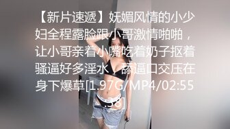 【模特写真拍摄丶探花】专业摄影师 圣诞主题，极品模特露脸，换装多套，掰穴揉胸香艳刺激