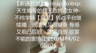 [MP4]高价网约两个萝莉型兼职嫩妹双飞&nbsp;&nbsp;牛仔裙极品小姐姐&nbsp;&nbsp;一流颜值修长美腿